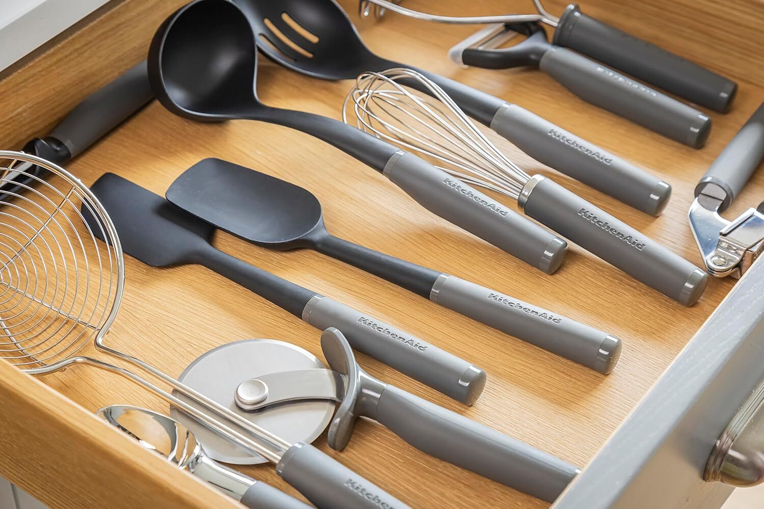 KitchenAid wire ladle, charcoal grey, KAS010OHCGG