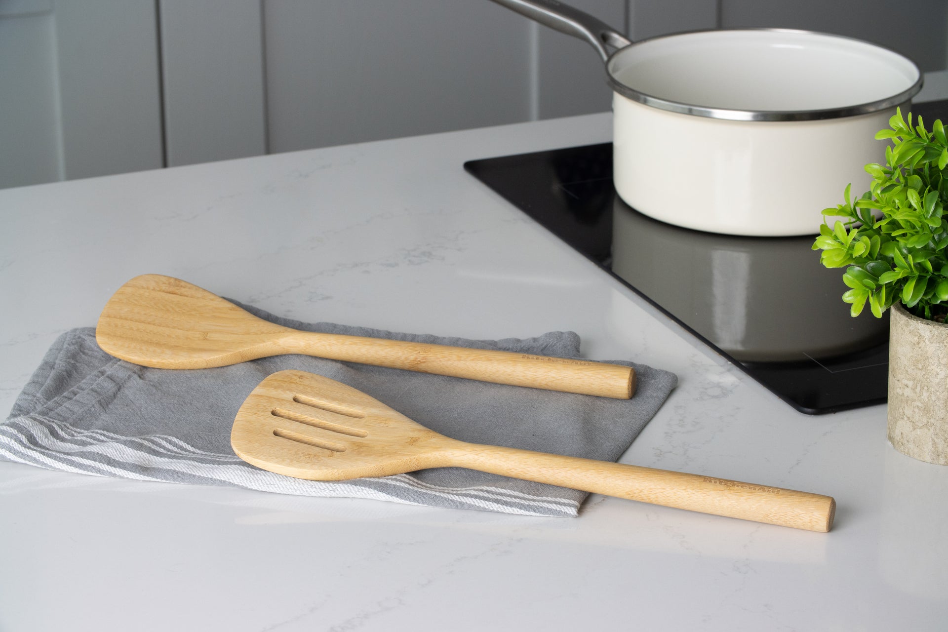 KitchenAid wooden turner, KQG602OHBBE