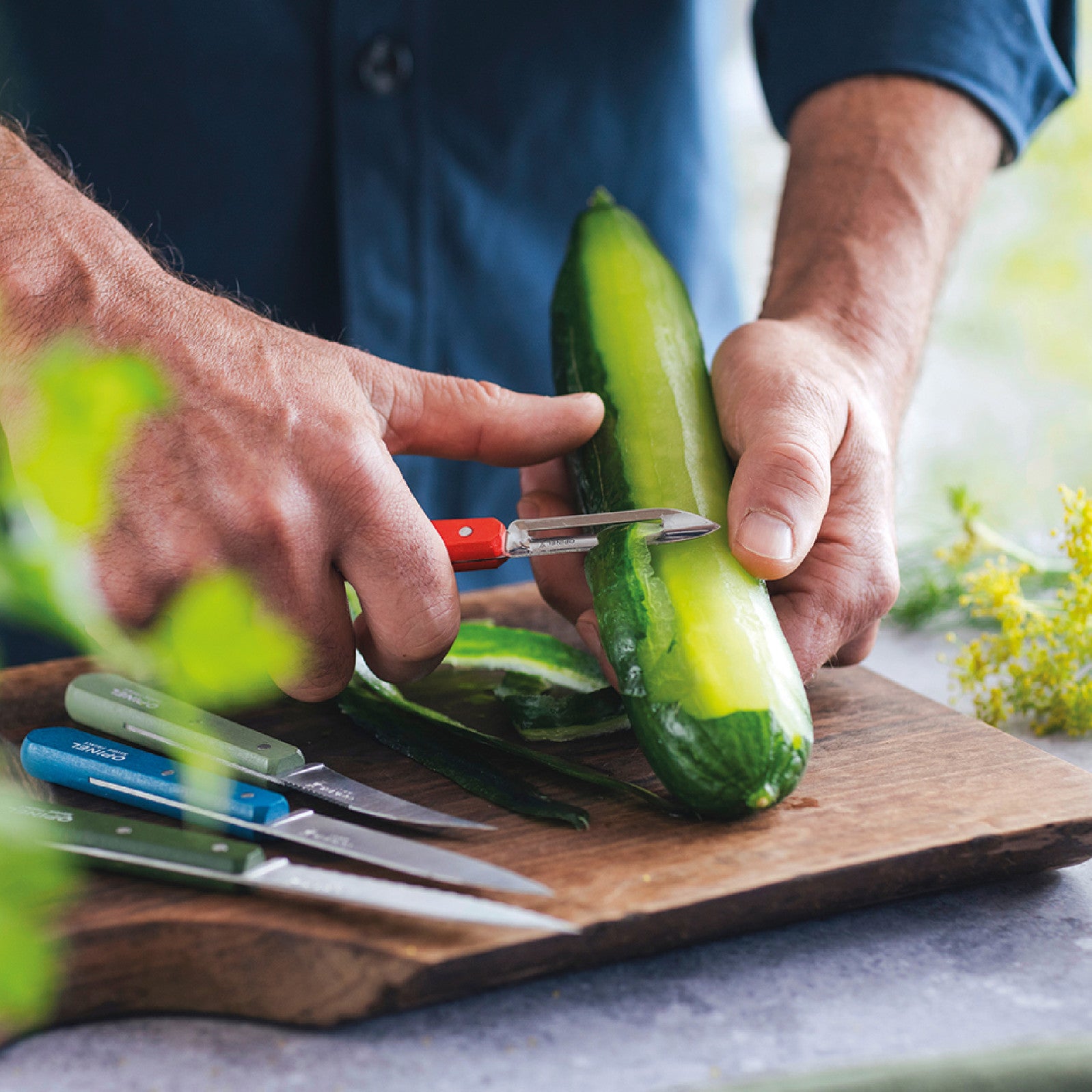 Škrabka Opinel Les Essentiels N°115, červená, 003123