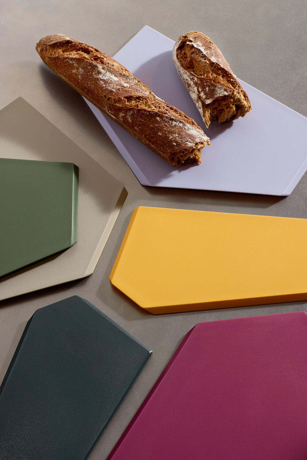 CrushGrind Zurich large kitchen cutting board, beetroot, 086033-0076