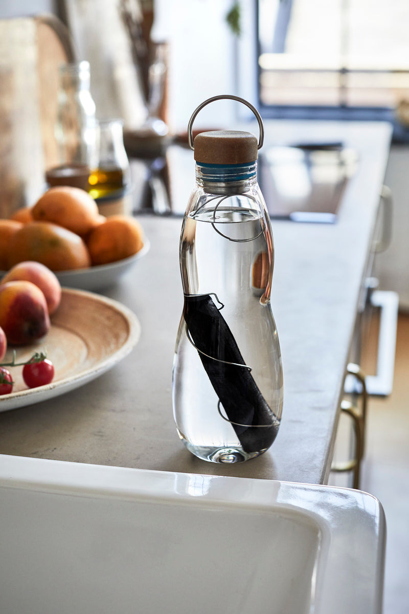 Black+Blum glass water bottle with natural filter 650 ml, ocean, EGO-EGG005