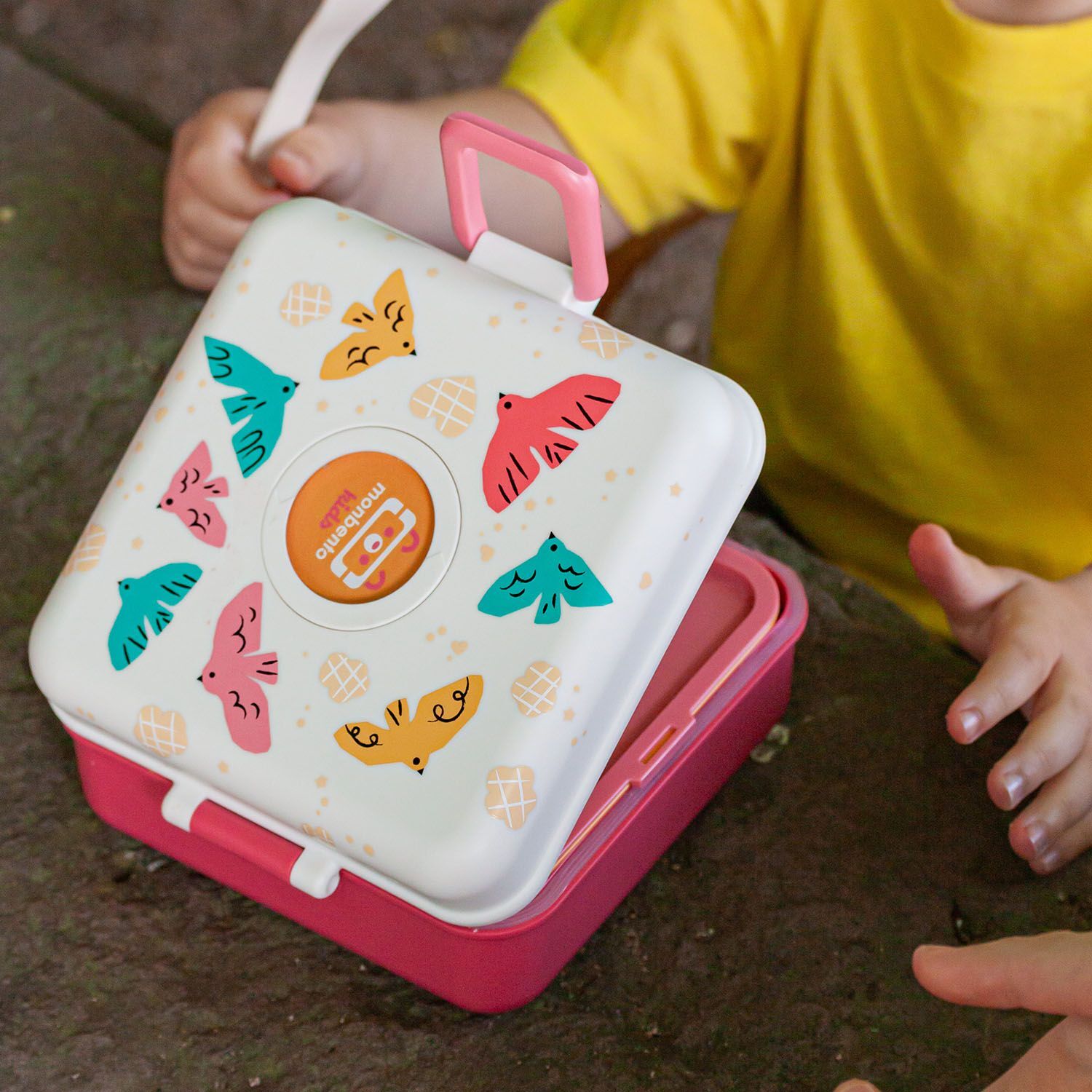 Monbento Snacky kids snack box 0,85 l, pink birds, 81014121