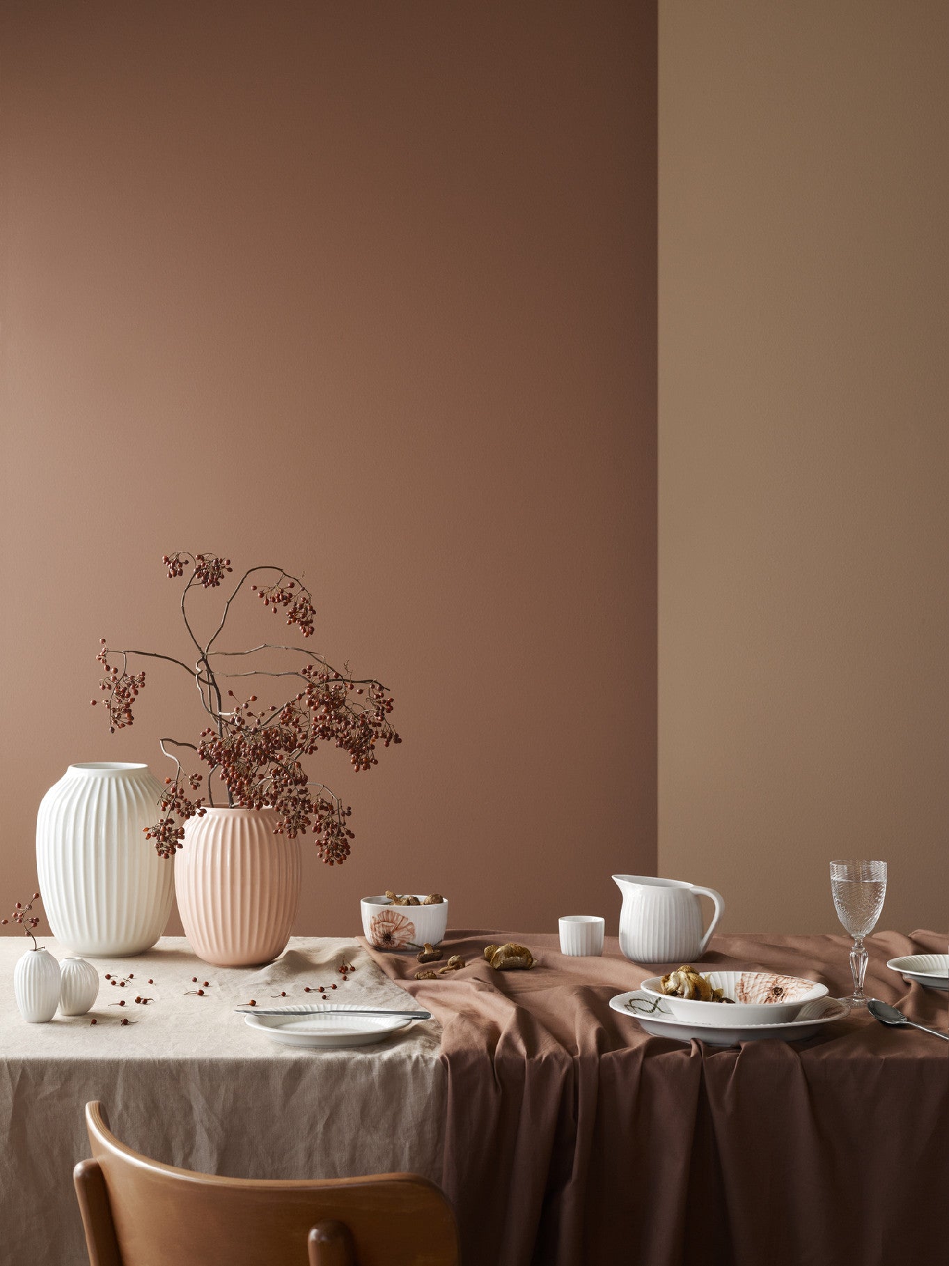 Kähler Hammershoi porcelain saucer 660 ml, white, 690115