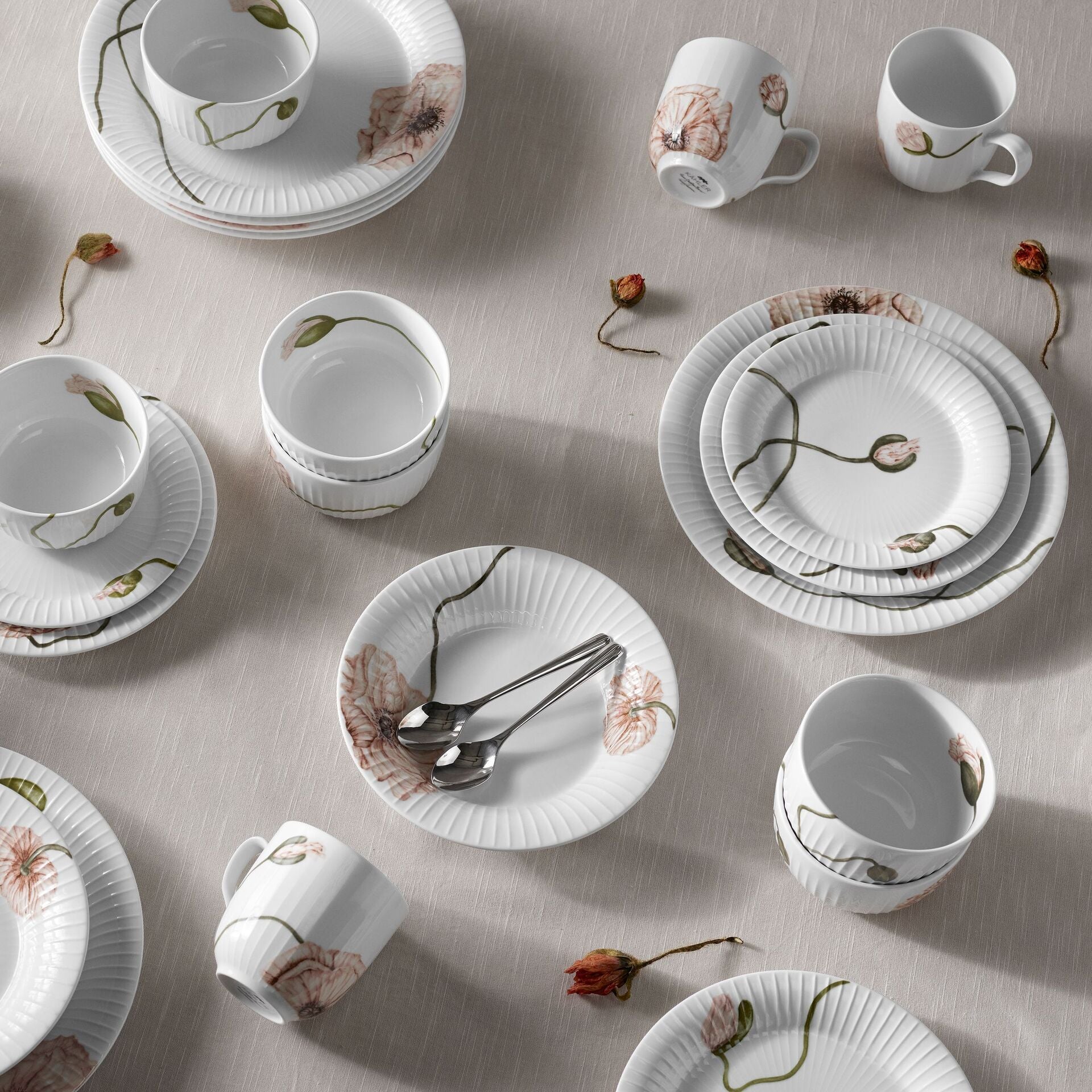 Kähler Hammershoi Poppy porcelain mug 330 ml, white, 692293