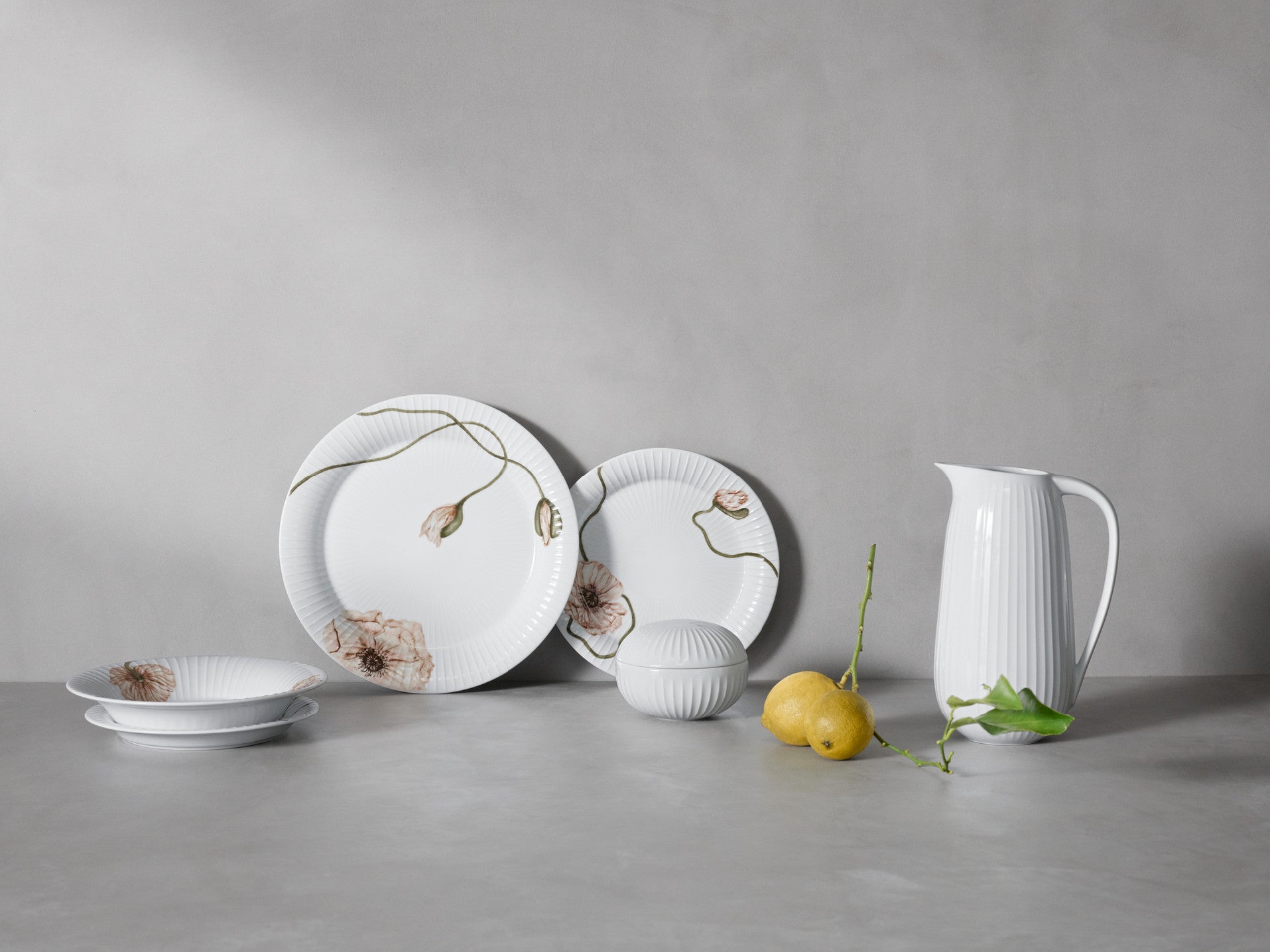Kähler Hammershoi Poppy porcelain plate 22 cm, white, 692289