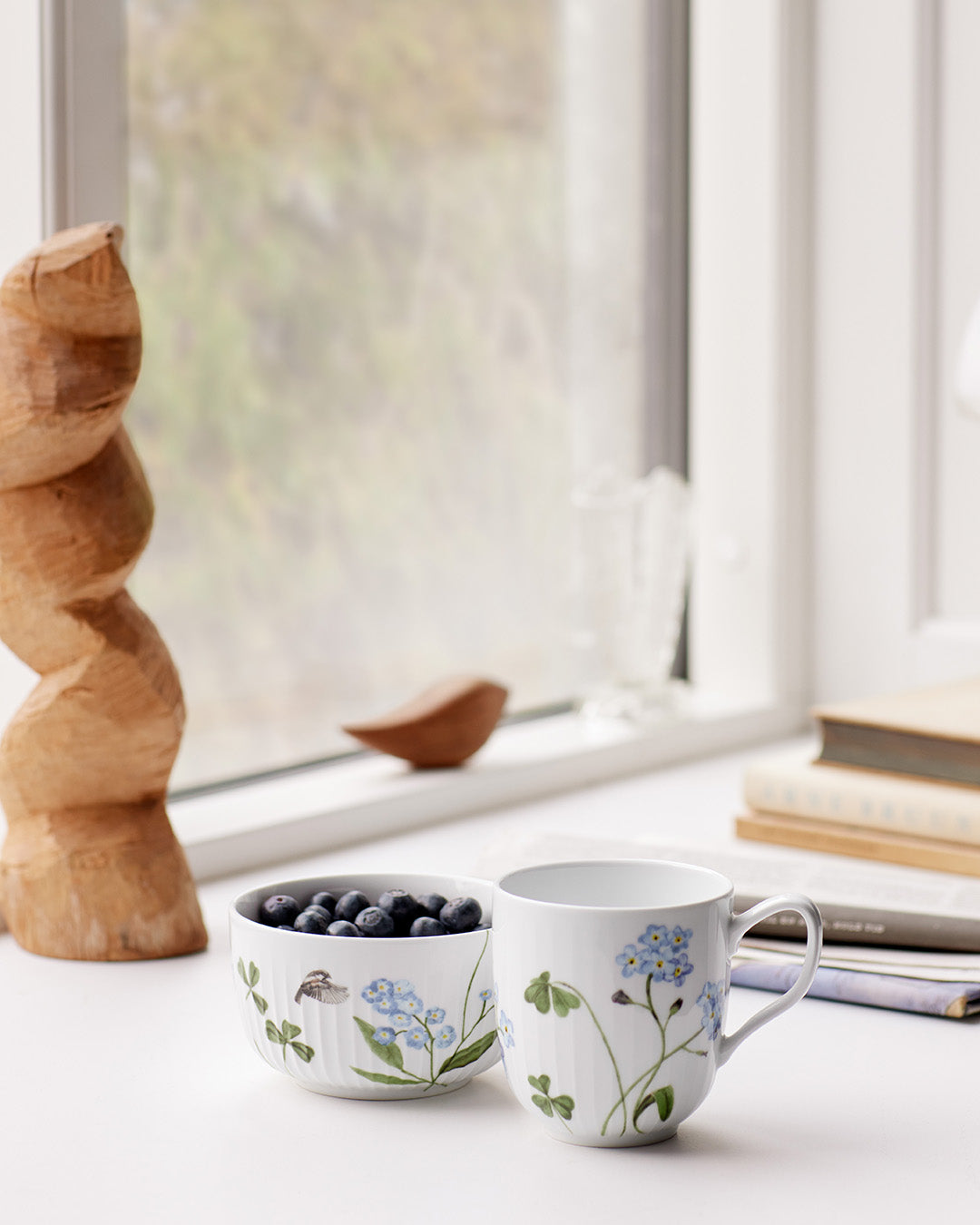 Kähler Hammershoi Summer porcelain bowl 12 cm, forget me not, 692624