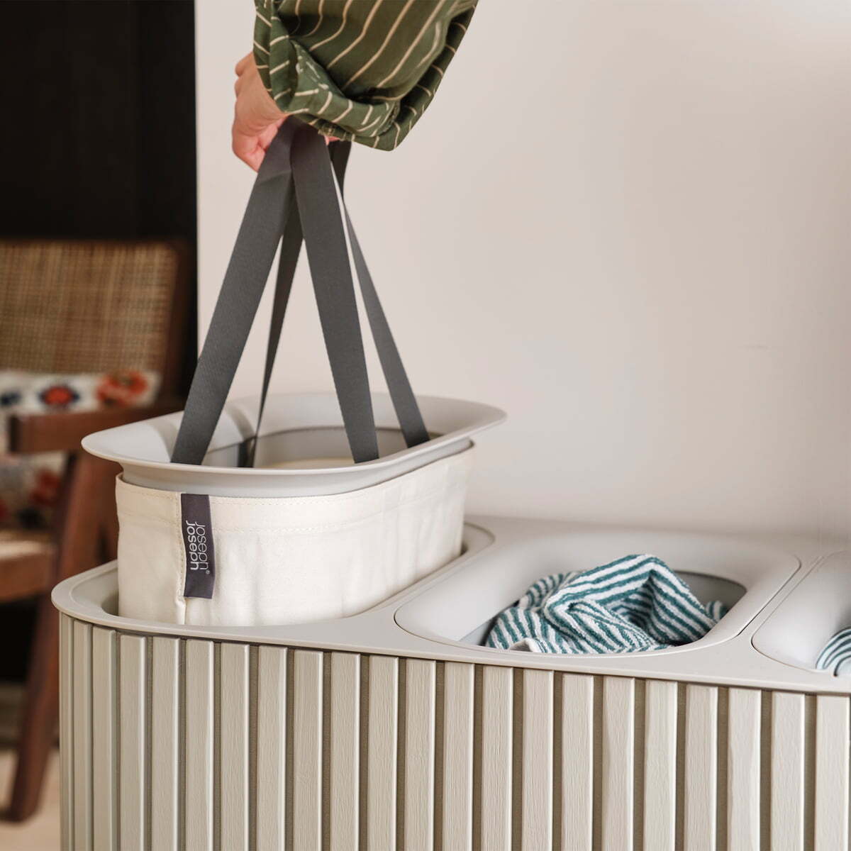 Joseph Joseph Tota Luxe laundry basket 90 l, cream, 5000006
