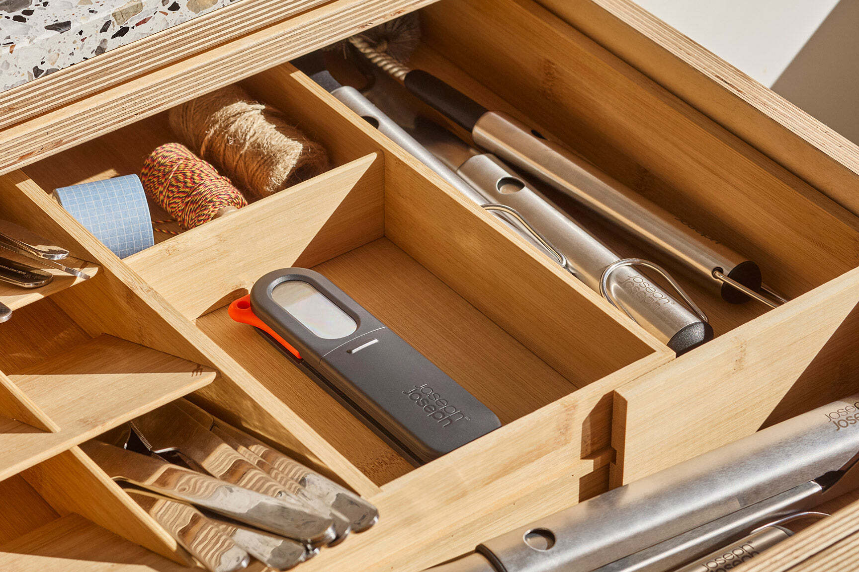 Joseph Joseph ThermaPoint kuchyňský digitální teploměr, černá, 1000036