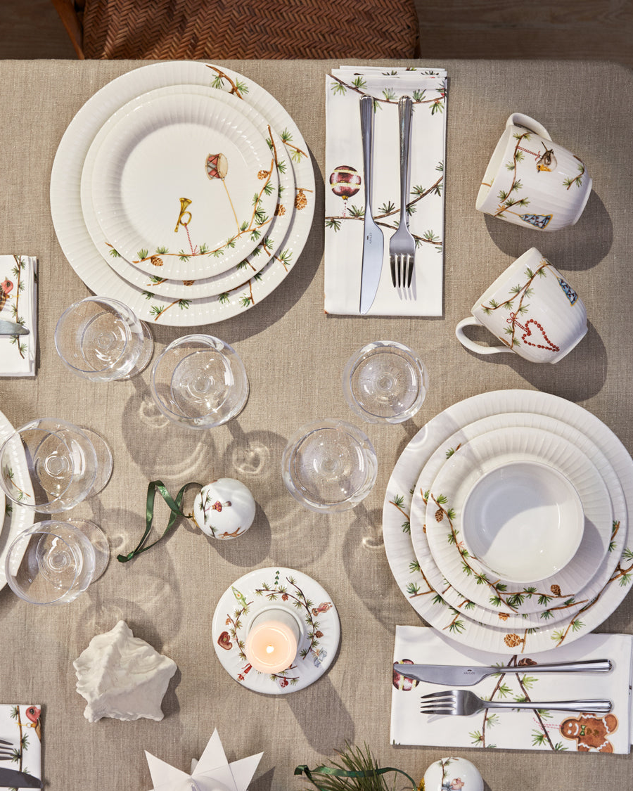 Placemats and napkins