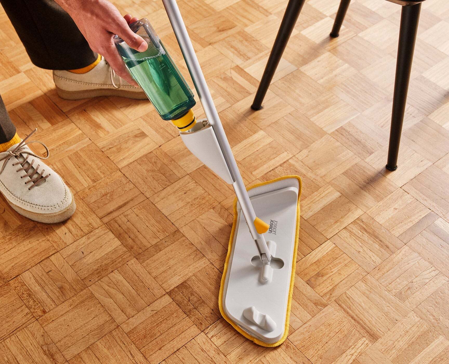 Joseph Joseph CleanTech mop with spray, 65004