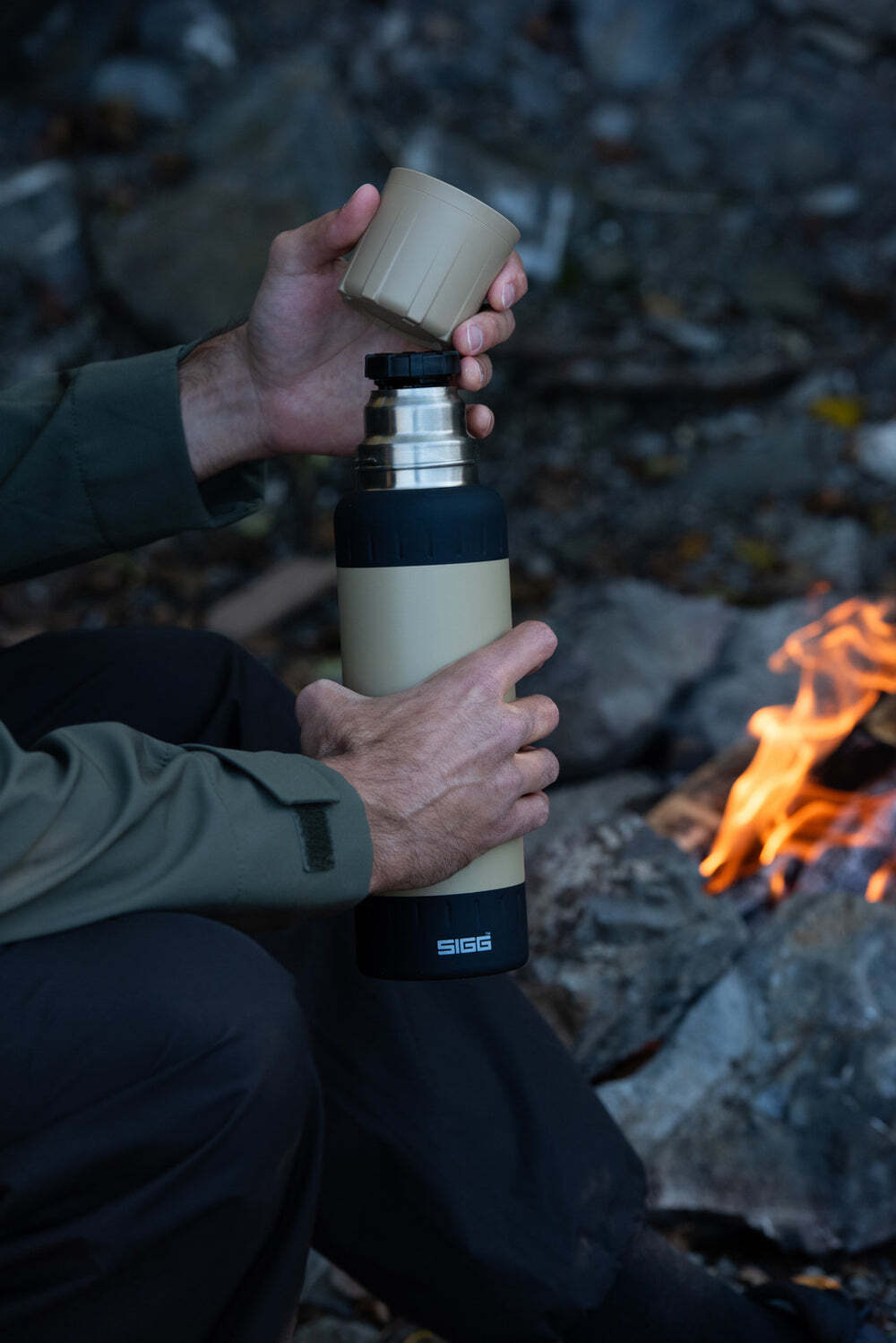 Sigg Alpine Star thermos 1 l, caramel sand, 6170.90