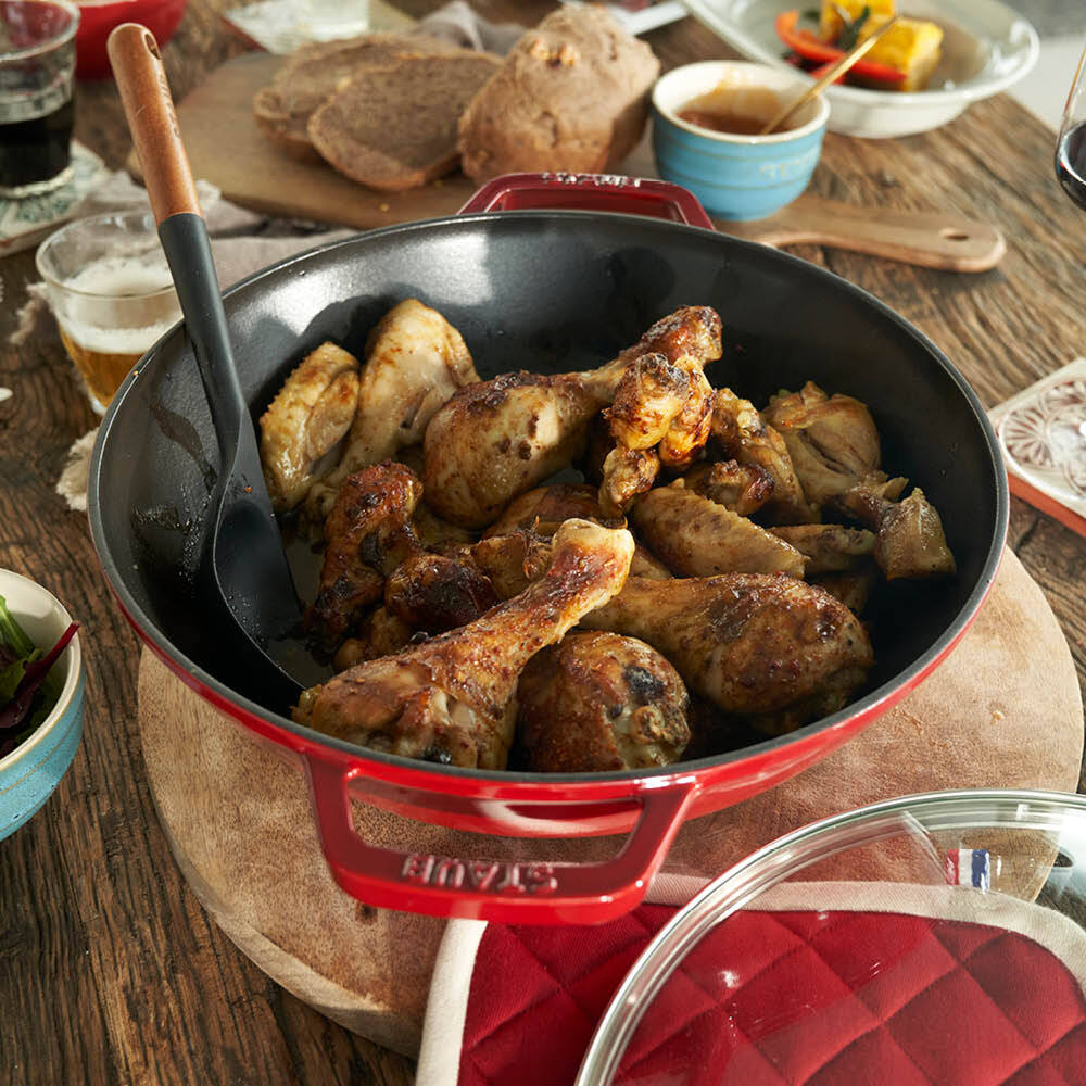 Staub wok pan with glass lid 30 cm/4.4 l cherry, 1312906