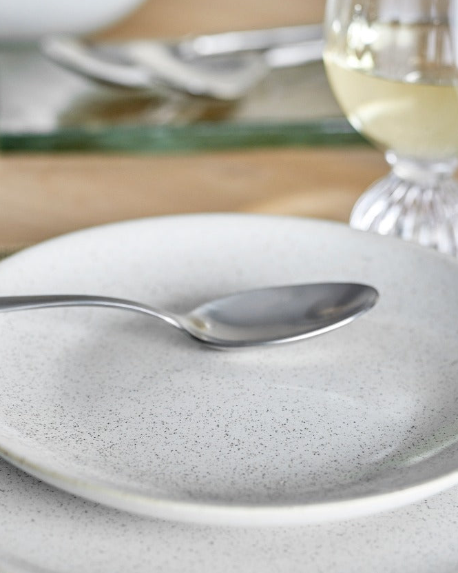 Spoons and teaspoons