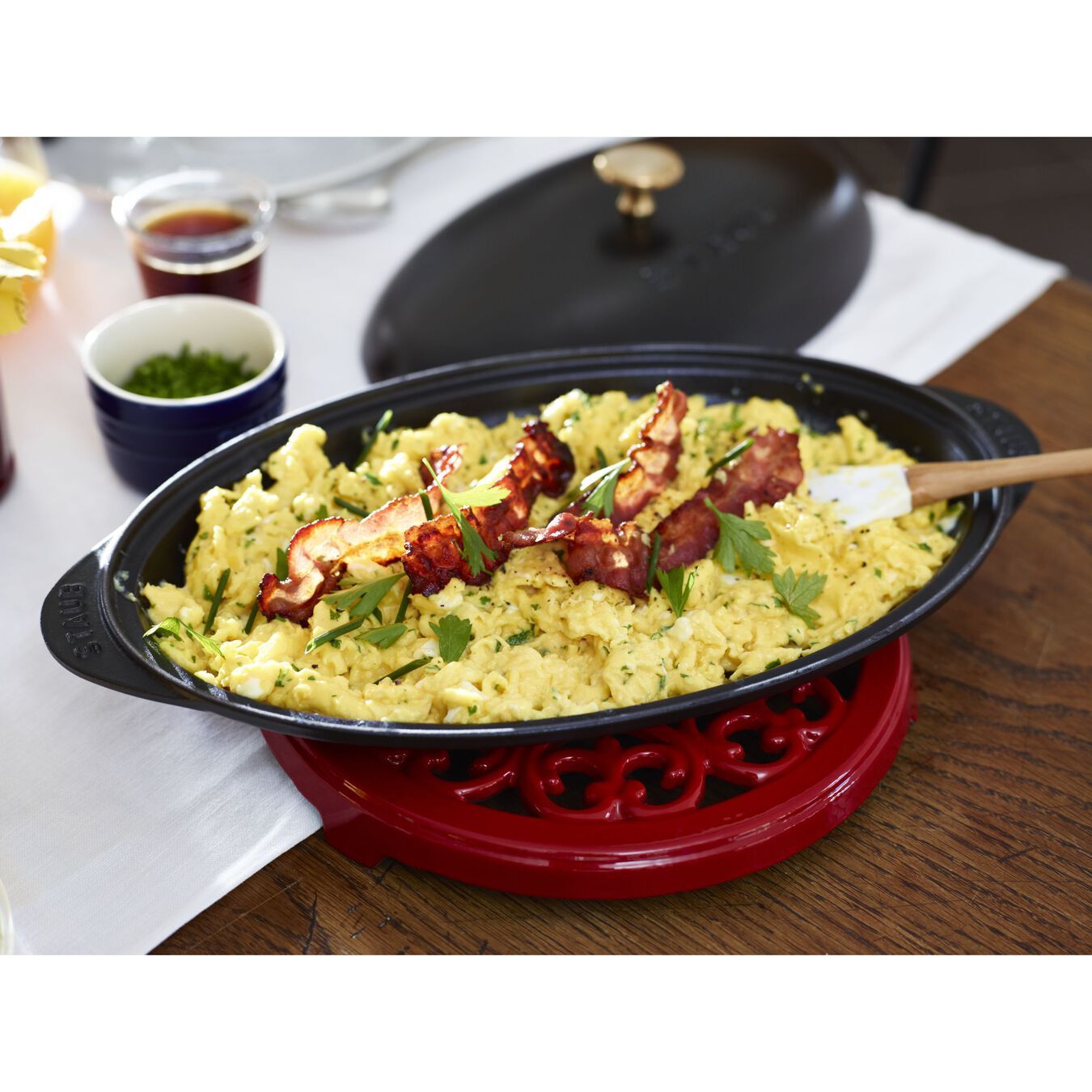 Staub cast iron fish plate with lid 31 cm/0.7 l black, 1332125