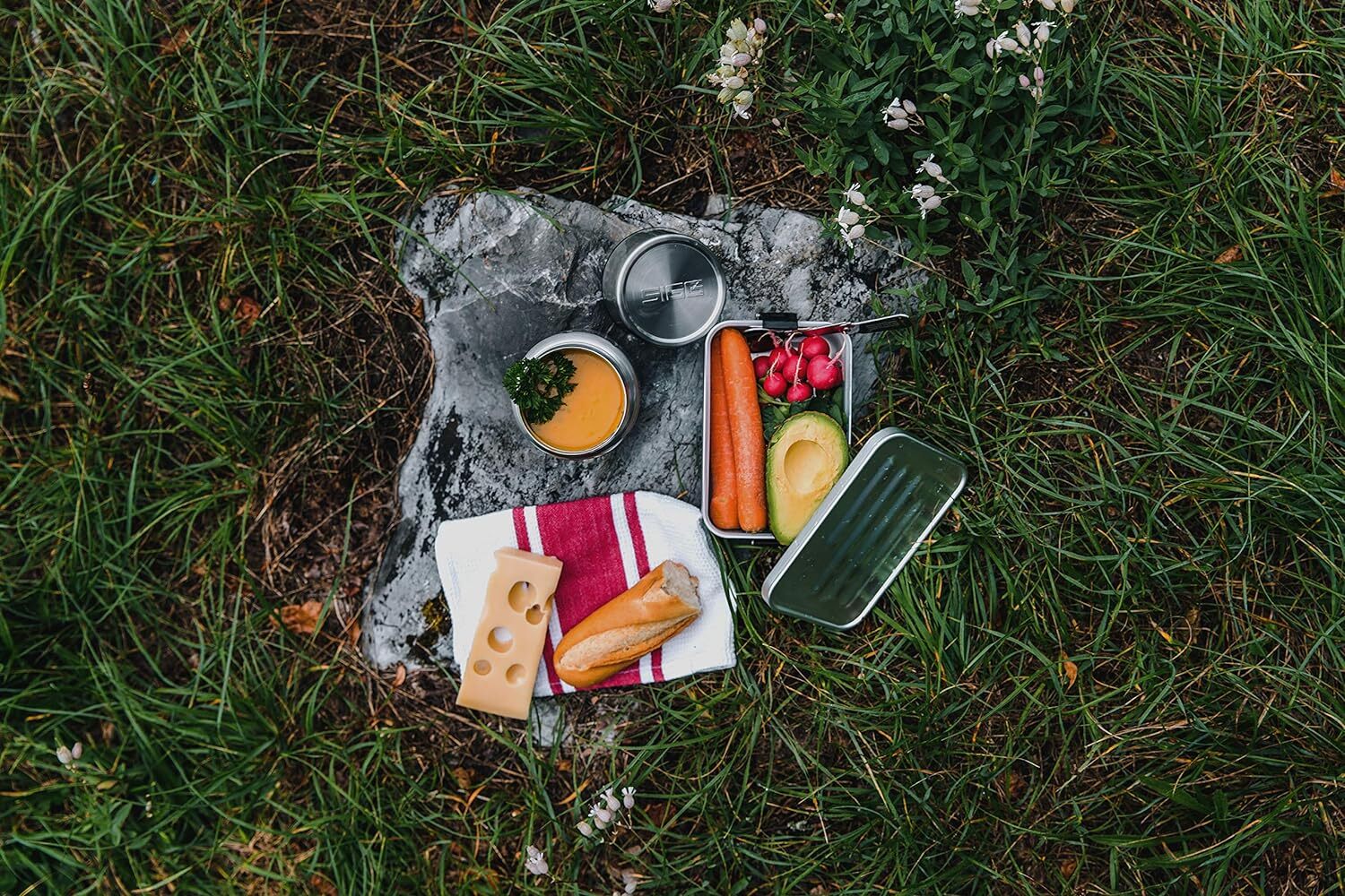 Dóza na potraviny Sigg Gemstone 750 ml, selenit, 8734.30