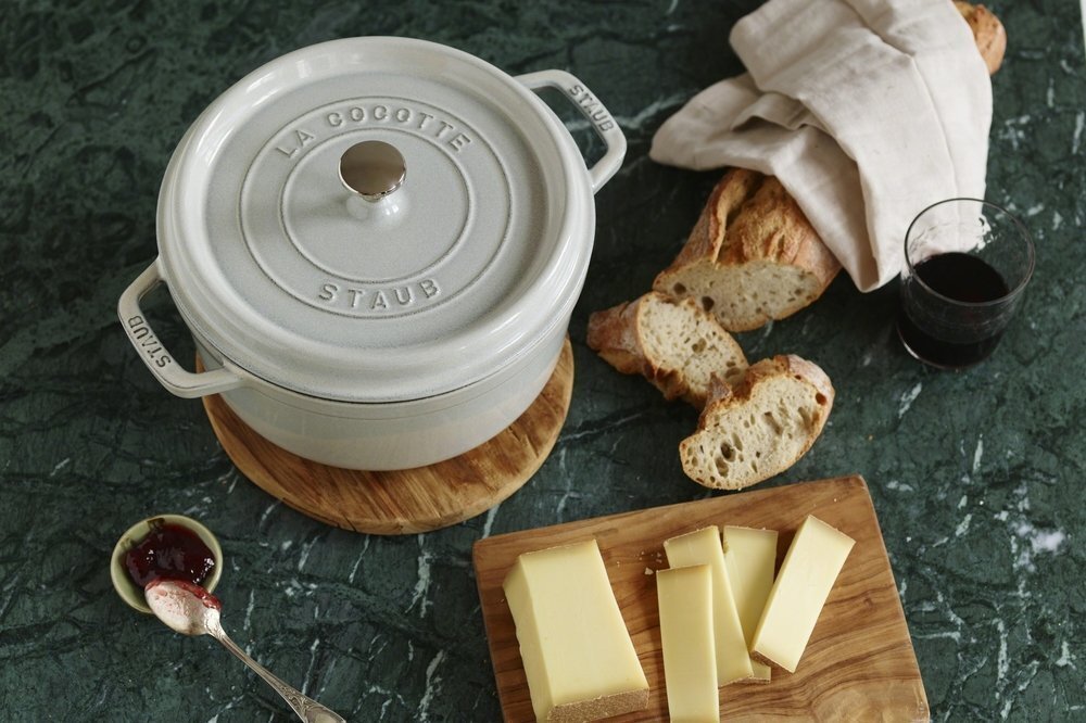 Staub Cocotte round pot 20 cm / 2.2 l, white truffle, 11020107