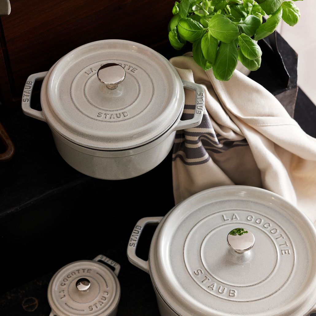 Staub Cocotte pot round 18 cm/1,7 l white truffle, 11018107