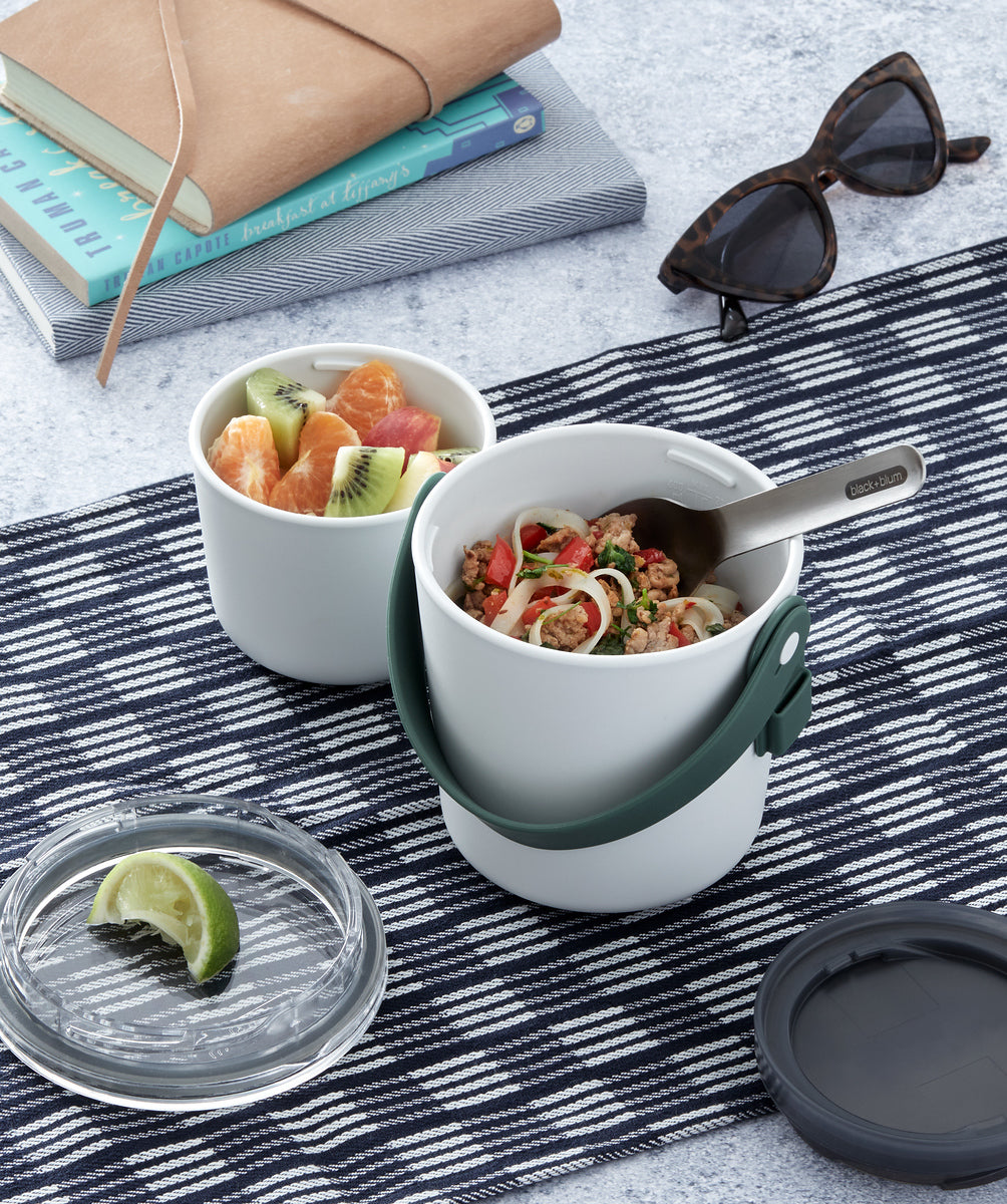 Black+Blum Original two-piece snack box with spoon 0,9 l, olive, BAO-BP010