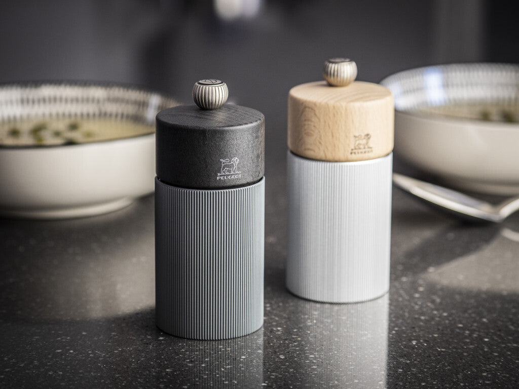 Peugeot Line pepper mill 12 cm, graphite carbon, 39929