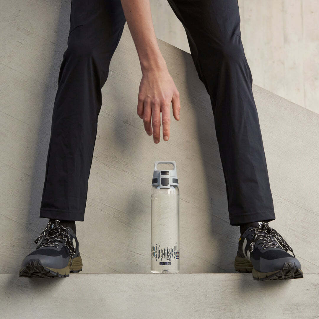 Sigg Total Clear One MyPlanet drinking bottle 750 ml, anthracite, 8951.40