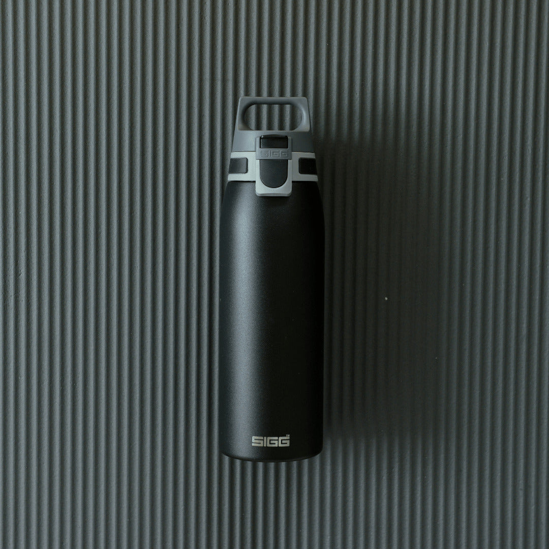 Sigg Shield One stainless steel drinking bottle 750 ml, black, 8992.30